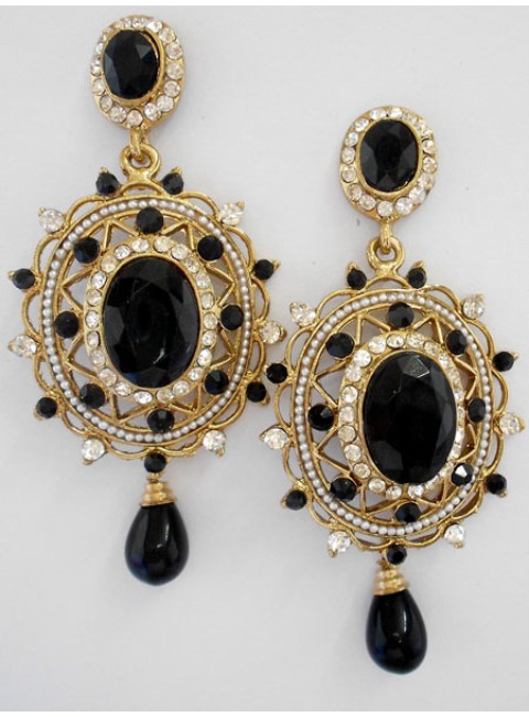 Stone Studded Earring